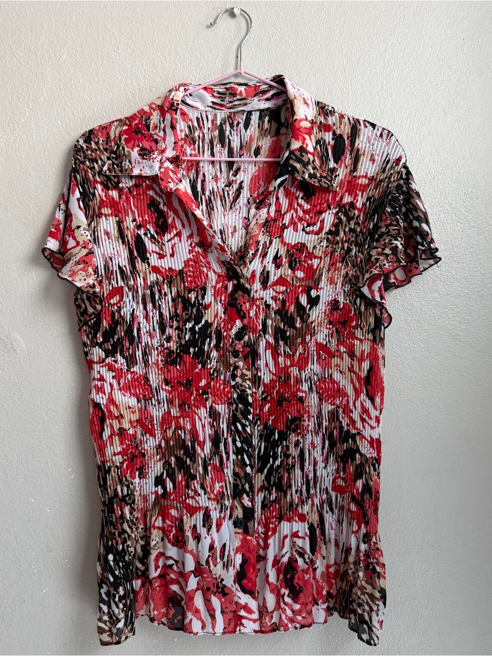 Red Floral Pleated Button-Front Blouse